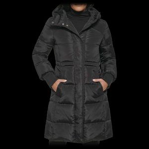 Like new! Kenneth Cole New York womens Puffer coat